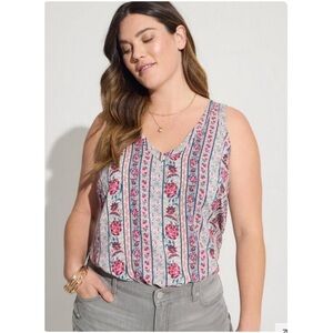 Torrid Challis Stitch Detail Tank Size 2 Pink and Blue Florals 2X